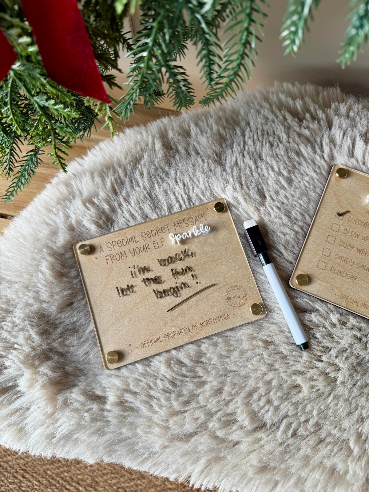 Custom Elf Message Board