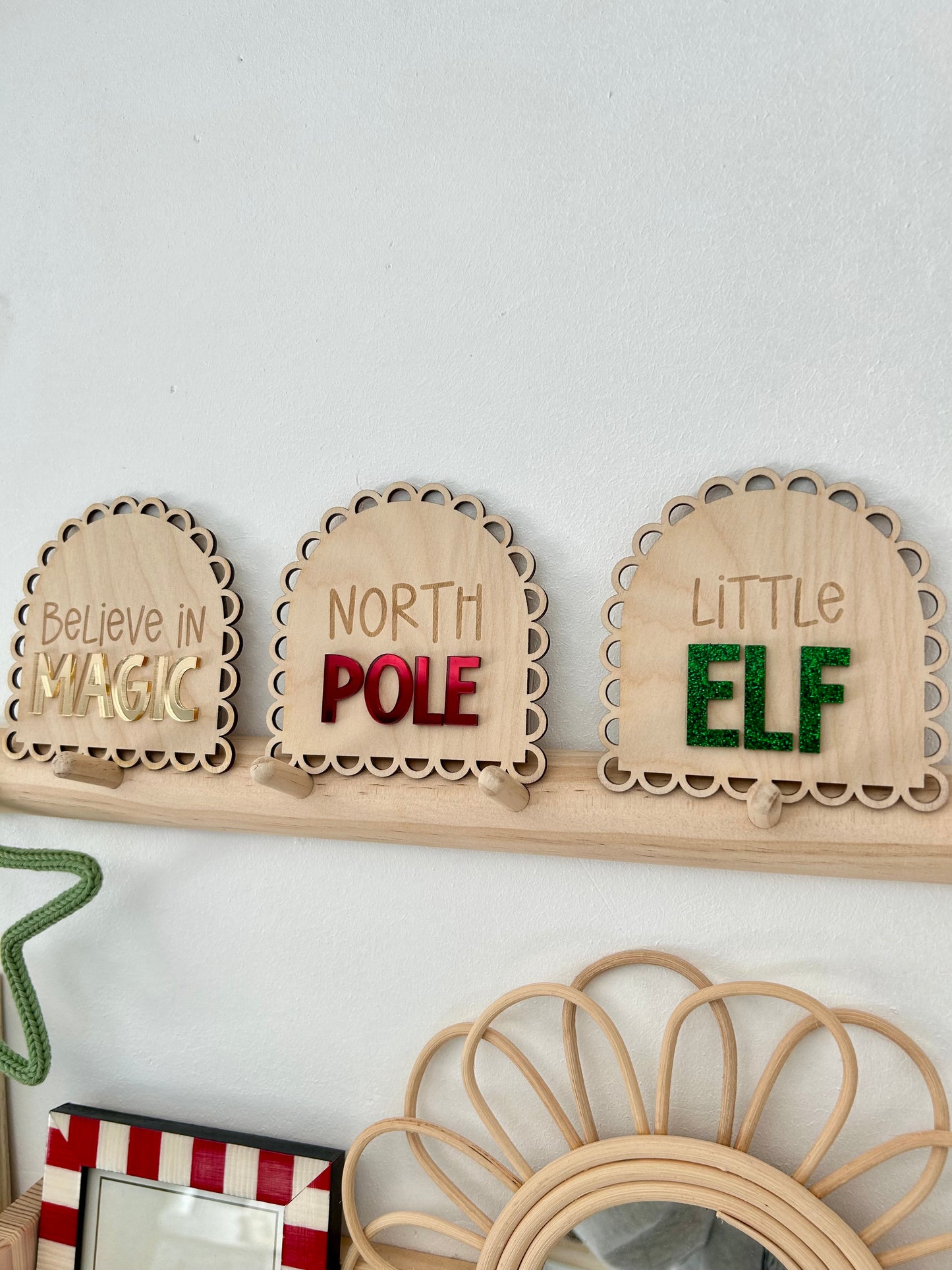 Christmas Shelf Sitter