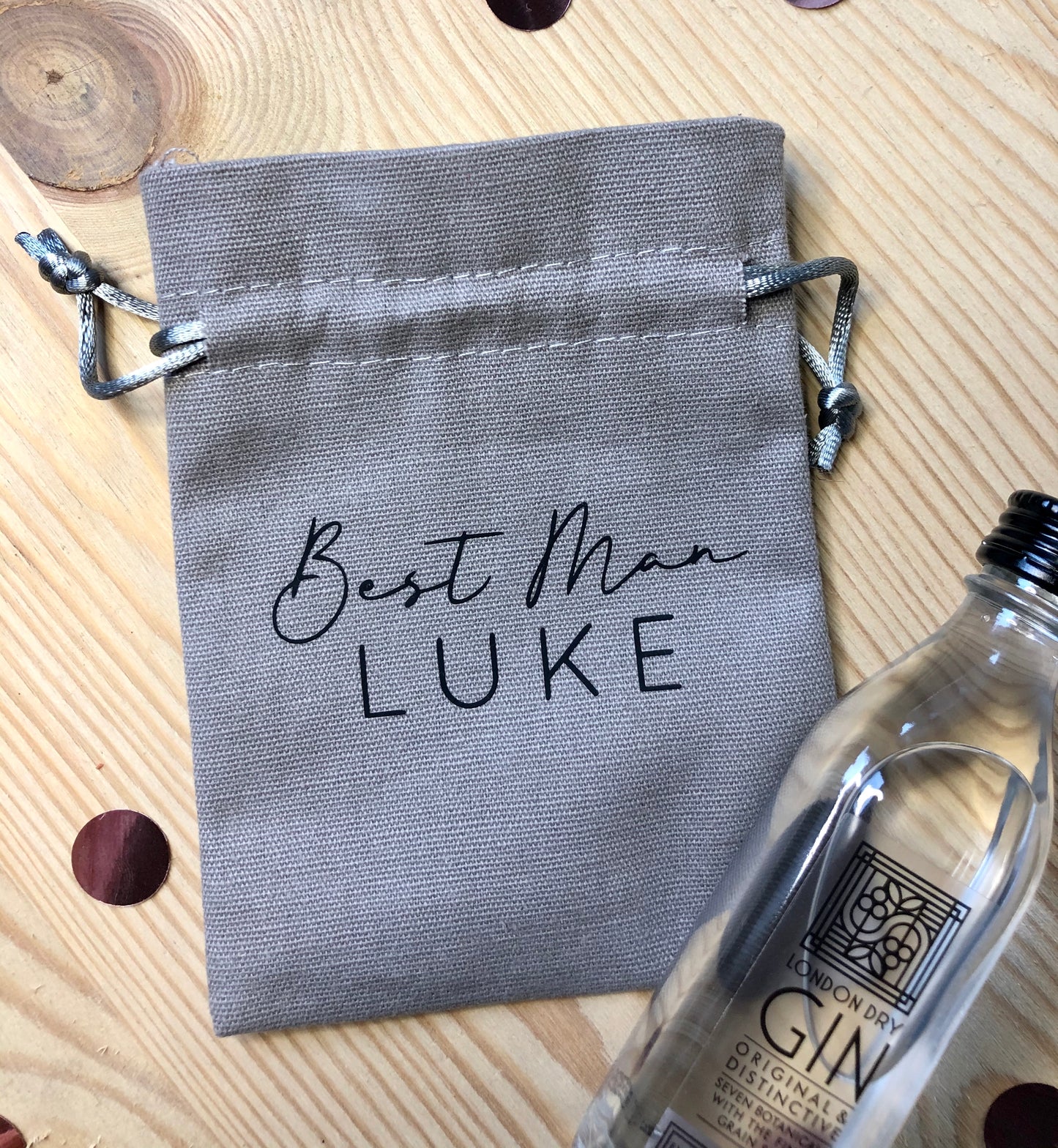 Personalised Best Man/Groomsman gift bag, perfect for cufflinks/miniatures.
